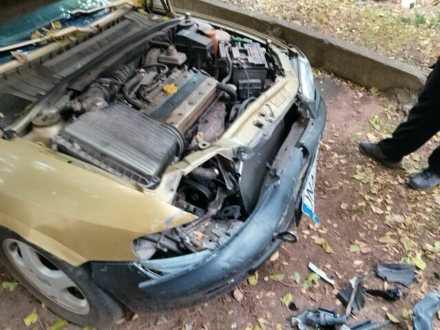 Серый Опель Вектра, объемом двигателя 1.8 л и пробегом 305 тыс. км за 500 $, фото 1 на Automoto.ua