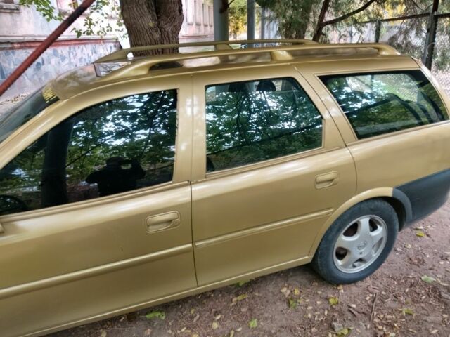 Серый Опель Вектра, объемом двигателя 1.8 л и пробегом 305 тыс. км за 500 $, фото 8 на Automoto.ua