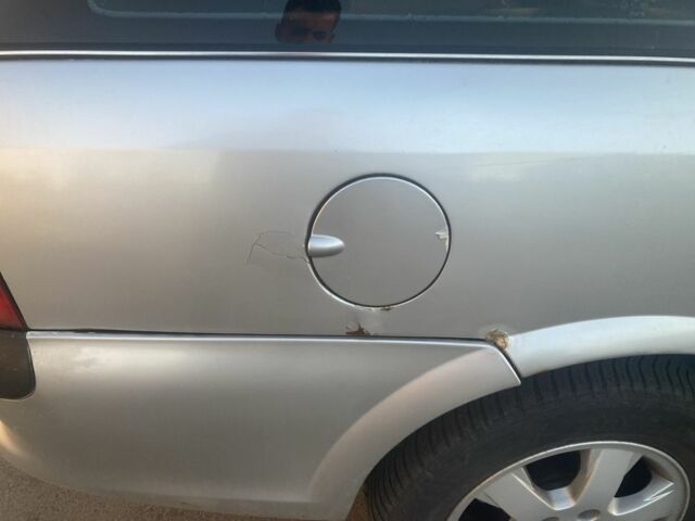 Серый Опель Вектра, объемом двигателя 2 л и пробегом 1000 тыс. км за 1500 $, фото 9 на Automoto.ua