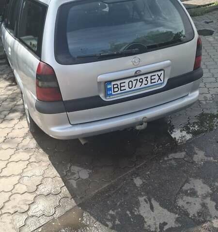 Сірий Опель Вектра, об'ємом двигуна 2 л та пробігом 299 тис. км за 1500 $, фото 2 на Automoto.ua