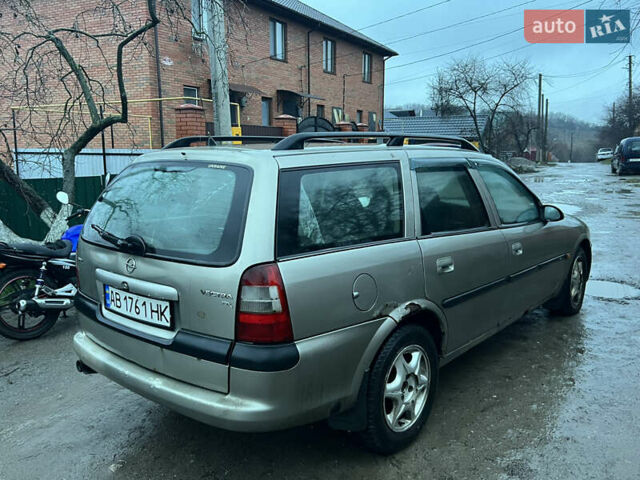 Серый Опель Вектра, объемом двигателя 1.6 л и пробегом 350 тыс. км за 1200 $, фото 4 на Automoto.ua