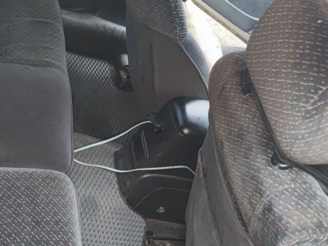 Сірий Опель Вектра, об'ємом двигуна 2 л та пробігом 470 тис. км за 1200 $, фото 8 на Automoto.ua