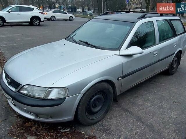 Серый Опель Вектра, объемом двигателя 2 л и пробегом 436 тыс. км за 2800 $, фото 11 на Automoto.ua