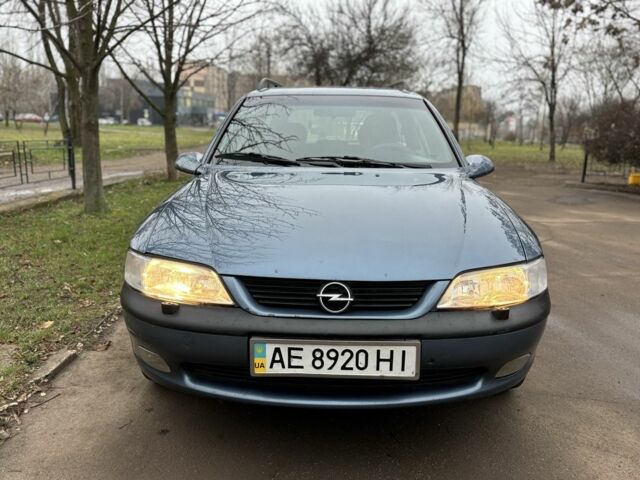 Сірий Опель Вектра, об'ємом двигуна 2 л та пробігом 270 тис. км за 2950 $, фото 7 на Automoto.ua