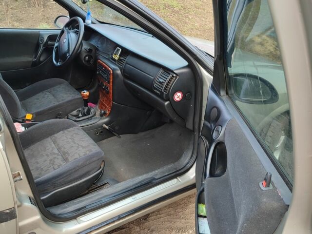 Серый Опель Вектра, объемом двигателя 0 л и пробегом 270 тыс. км за 2850 $, фото 4 на Automoto.ua