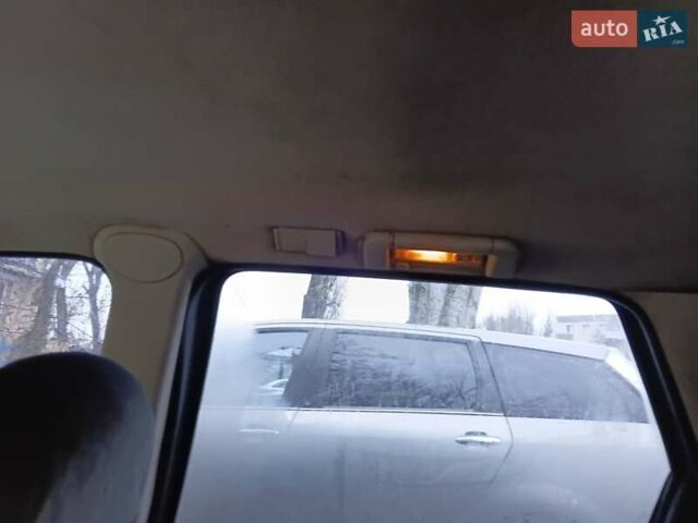 Сірий Опель Вектра, об'ємом двигуна 2 л та пробігом 259 тис. км за 2000 $, фото 14 на Automoto.ua