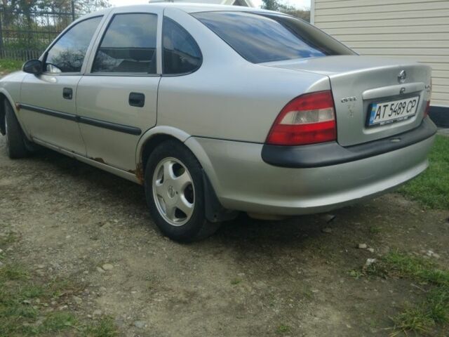 Серый Опель Вектра, объемом двигателя 1.6 л и пробегом 20 тыс. км за 2099 $, фото 2 на Automoto.ua