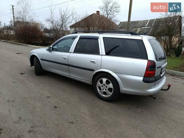 Серый Опель Вектра, объемом двигателя 2 л и пробегом 270 тыс. км за 2500 $, фото 2 на Automoto.ua