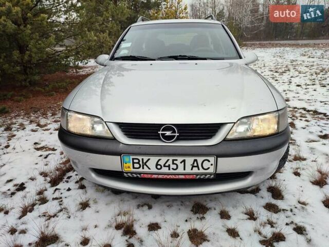 Сірий Опель Вектра, об'ємом двигуна 1.6 л та пробігом 275 тис. км за 3200 $, фото 8 на Automoto.ua