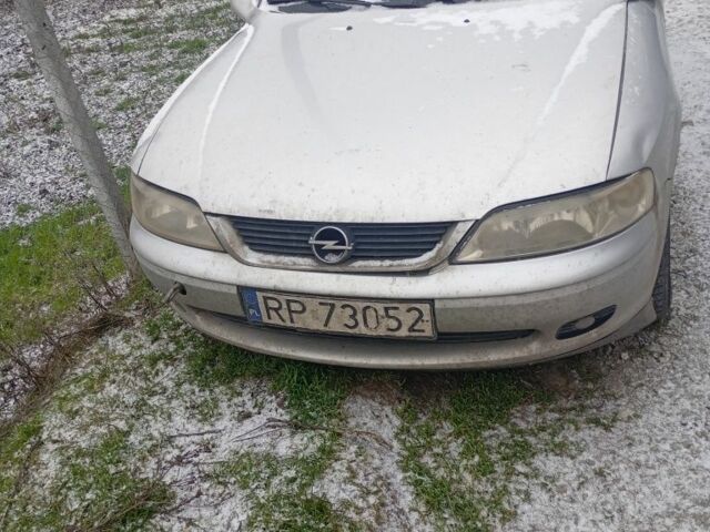 Сірий Опель Вектра, об'ємом двигуна 0 л та пробігом 303 тис. км за 382 $, фото 1 на Automoto.ua