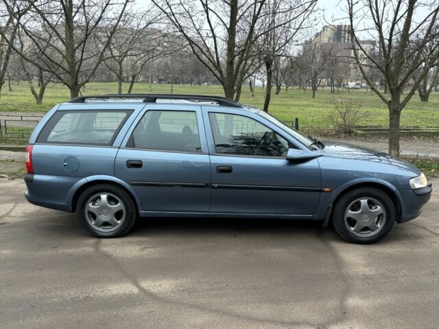 Сірий Опель Вектра, об'ємом двигуна 2 л та пробігом 270 тис. км за 2950 $, фото 5 на Automoto.ua