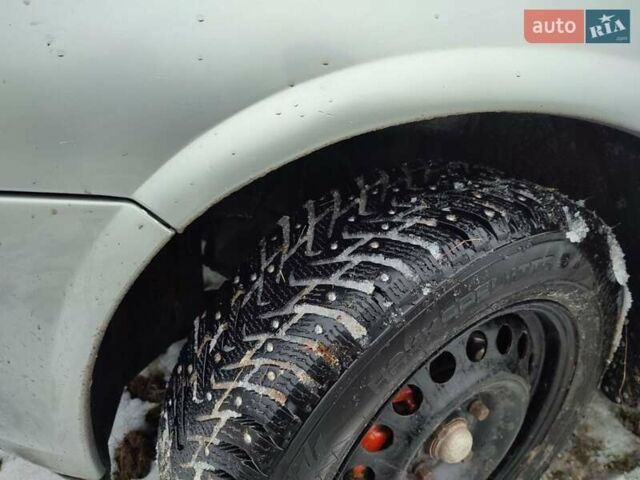 Сірий Опель Вектра, об'ємом двигуна 1.6 л та пробігом 275 тис. км за 3200 $, фото 4 на Automoto.ua