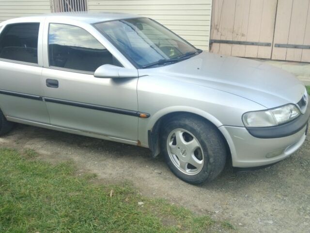 Серый Опель Вектра, объемом двигателя 1.6 л и пробегом 20 тыс. км за 2099 $, фото 1 на Automoto.ua