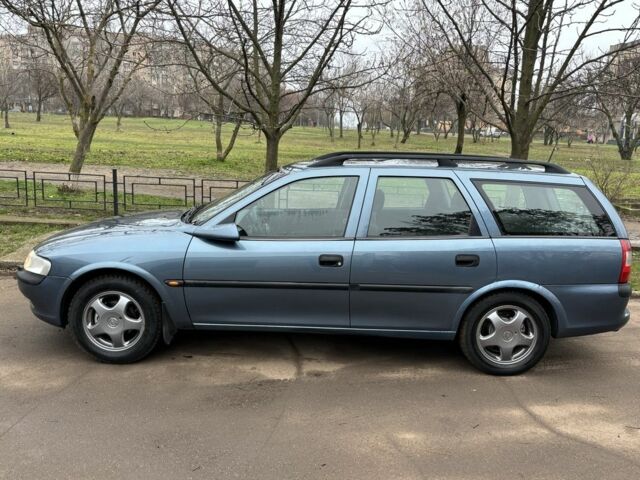 Сірий Опель Вектра, об'ємом двигуна 2 л та пробігом 270 тис. км за 2950 $, фото 1 на Automoto.ua