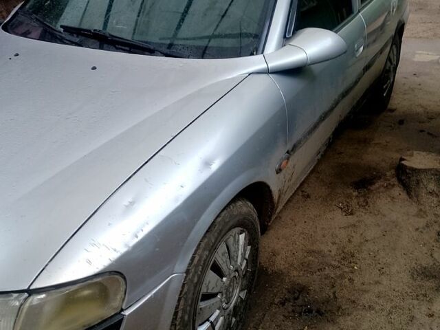 Серый Опель Вектра, объемом двигателя 1.8 л и пробегом 111 тыс. км за 2400 $, фото 1 на Automoto.ua