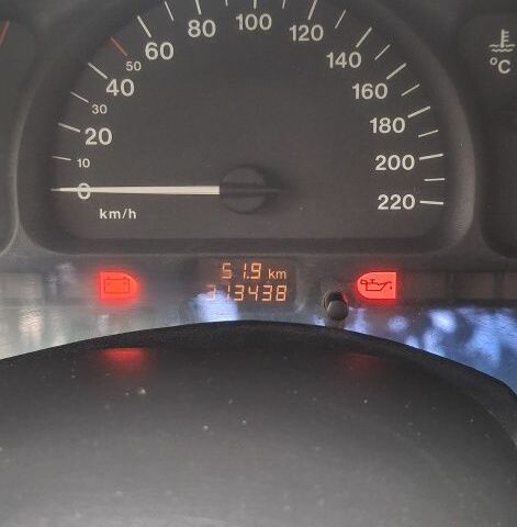 Сірий Опель Вектра, об'ємом двигуна 2 л та пробігом 313 тис. км за 2700 $, фото 7 на Automoto.ua