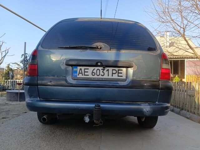 Сірий Опель Вектра, об'ємом двигуна 2 л та пробігом 350 тис. км за 1342 $, фото 3 на Automoto.ua