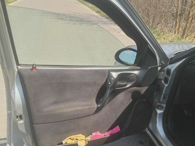 Серый Опель Вектра, объемом двигателя 1.8 л и пробегом 328 тыс. км за 2200 $, фото 7 на Automoto.ua