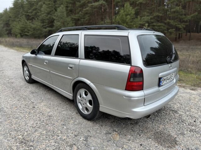 Серый Опель Вектра, объемом двигателя 1.8 л и пробегом 245 тыс. км за 2750 $, фото 2 на Automoto.ua