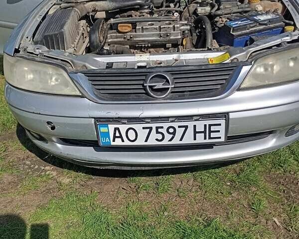 Серый Опель Вектра, объемом двигателя 1.6 л и пробегом 300 тыс. км за 1400 $, фото 8 на Automoto.ua