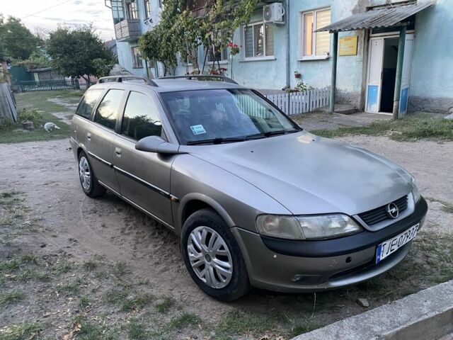 Сірий Опель Вектра, об'ємом двигуна 2 л та пробігом 256 тис. км за 1200 $, фото 1 на Automoto.ua