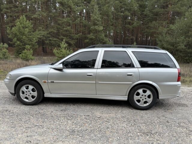 Серый Опель Вектра, объемом двигателя 1.8 л и пробегом 245 тыс. км за 2750 $, фото 4 на Automoto.ua