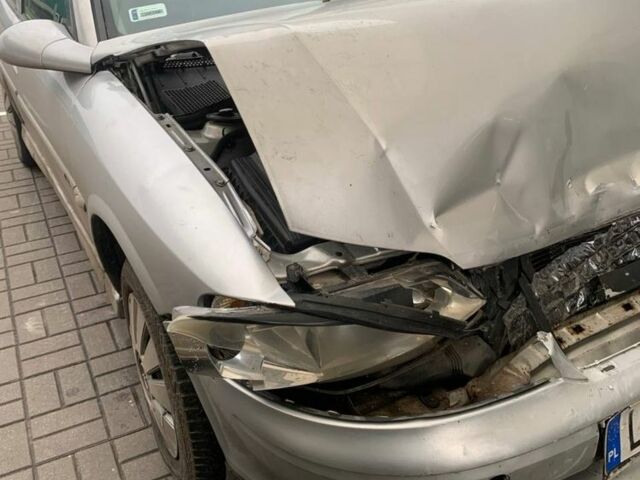 Серый Опель Вектра, объемом двигателя 1.6 л и пробегом 350 тыс. км за 593 $, фото 1 на Automoto.ua