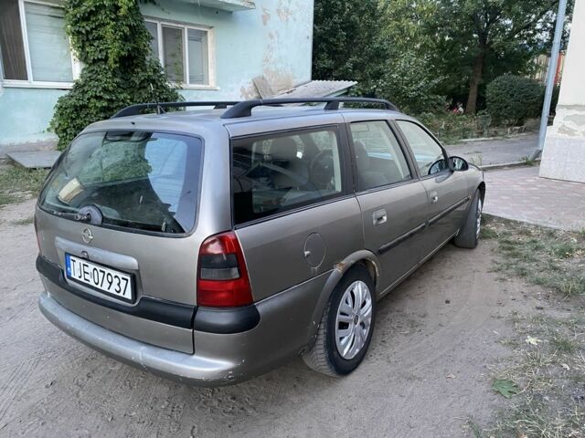 Сірий Опель Вектра, об'ємом двигуна 2 л та пробігом 256 тис. км за 1200 $, фото 3 на Automoto.ua