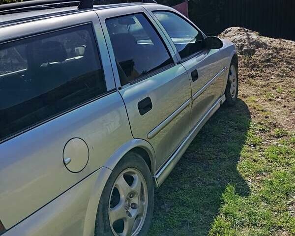 Серый Опель Вектра, объемом двигателя 1.6 л и пробегом 300 тыс. км за 1400 $, фото 7 на Automoto.ua