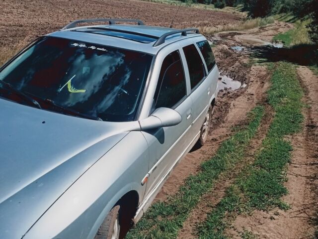 Сірий Опель Вектра, об'ємом двигуна 0 л та пробігом 253 тис. км за 1500 $, фото 3 на Automoto.ua