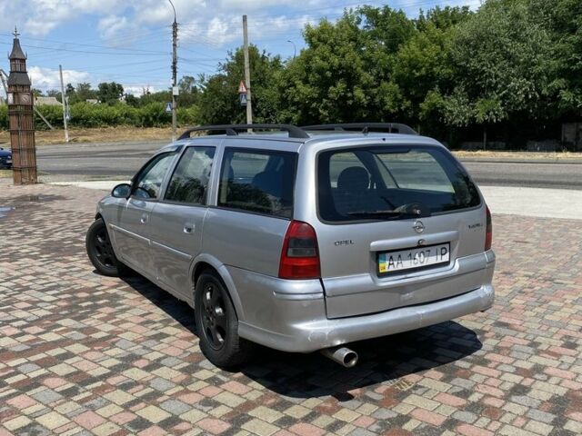 Сірий Опель Вектра, об'ємом двигуна 2 л та пробігом 387 тис. км за 1700 $, фото 3 на Automoto.ua