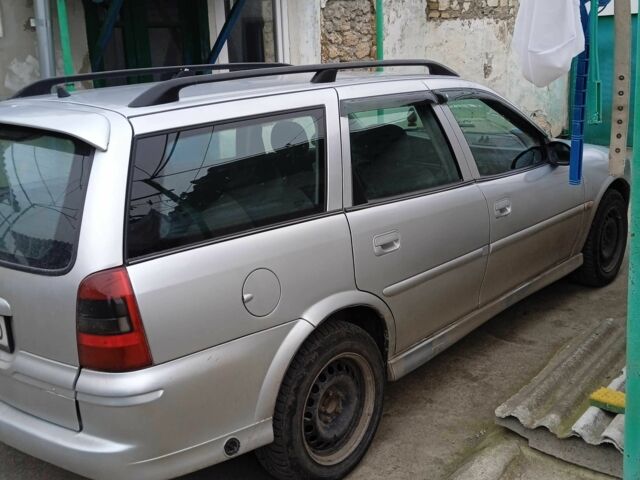 Сірий Опель Вектра, об'ємом двигуна 1.6 л та пробігом 278 тис. км за 1800 $, фото 4 на Automoto.ua