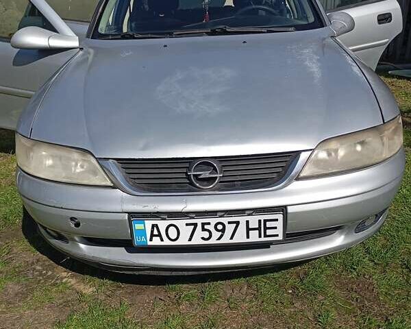 Серый Опель Вектра, объемом двигателя 1.6 л и пробегом 300 тыс. км за 1400 $, фото 6 на Automoto.ua