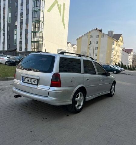 Серый Опель Вектра, объемом двигателя 2 л и пробегом 360 тыс. км за 1700 $, фото 4 на Automoto.ua