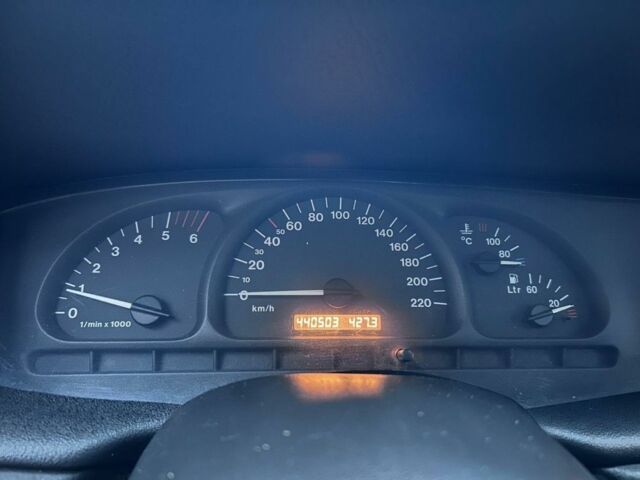 Сірий Опель Вектра, об'ємом двигуна 2.2 л та пробігом 440 тис. км за 2550 $, фото 7 на Automoto.ua