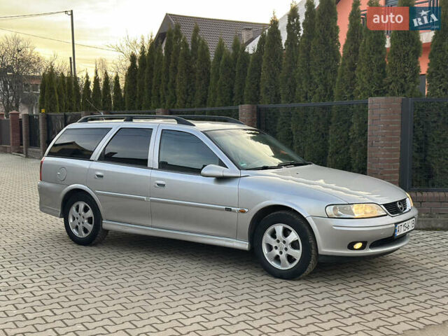 Сірий Опель Вектра, об'ємом двигуна 1.8 л та пробігом 260 тис. км за 3400 $, фото 3 на Automoto.ua