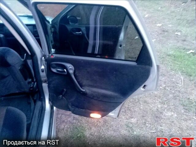 Серый Опель Вектра, объемом двигателя 2 л и пробегом 420 тыс. км за 1840 $, фото 9 на Automoto.ua