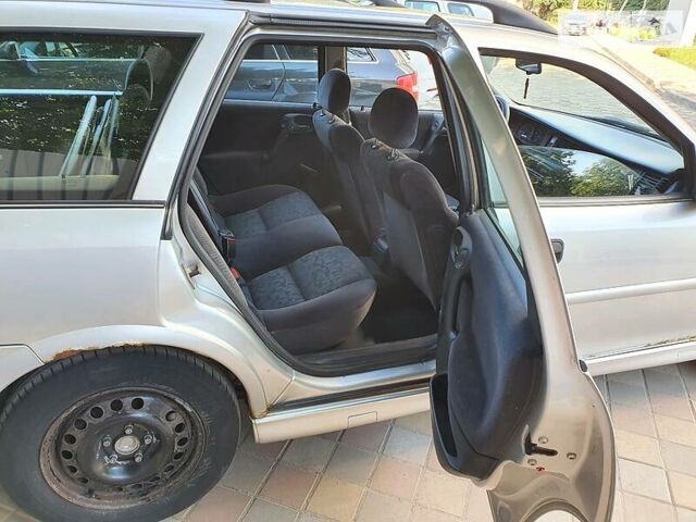 Серый Опель Вектра, объемом двигателя 2 л и пробегом 318 тыс. км за 2150 $, фото 12 на Automoto.ua