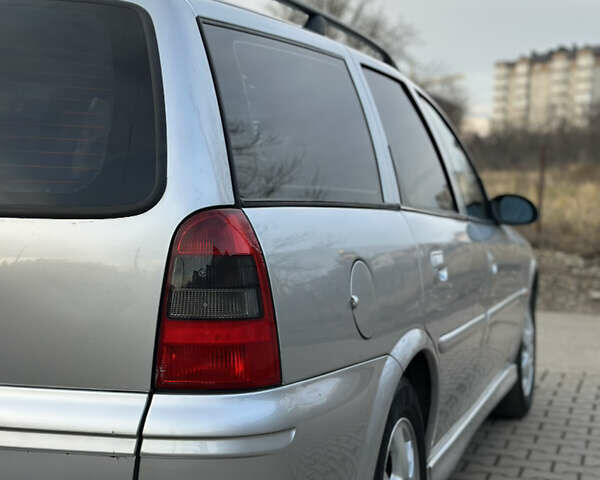 Сірий Опель Вектра, об'ємом двигуна 1.8 л та пробігом 260 тис. км за 3400 $, фото 15 на Automoto.ua