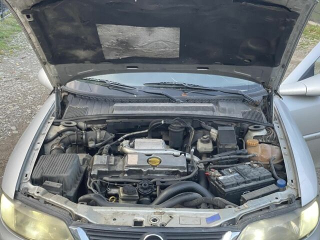 Сірий Опель Вектра, об'ємом двигуна 2 л та пробігом 300 тис. км за 1500 $, фото 6 на Automoto.ua