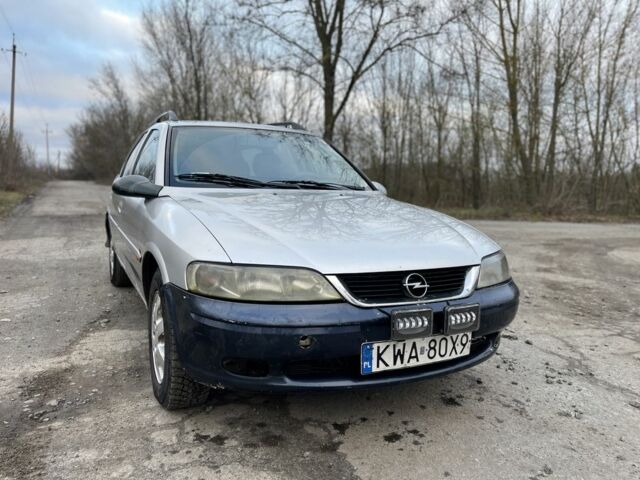 Серый Опель Вектра, объемом двигателя 2 л и пробегом 340 тыс. км за 1300 $, фото 2 на Automoto.ua
