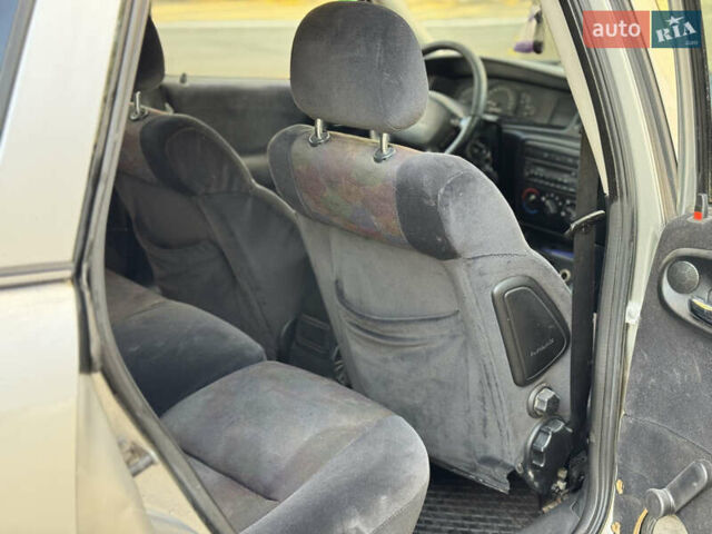 Сірий Опель Вектра, об'ємом двигуна 1.8 л та пробігом 300 тис. км за 1600 $, фото 10 на Automoto.ua