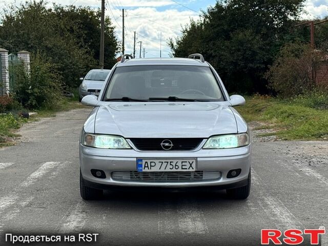 Серый Опель Вектра, объемом двигателя 1.6 л и пробегом 300 тыс. км за 2600 $, фото 2 на Automoto.ua