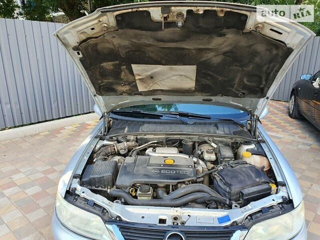 Серый Опель Вектра, объемом двигателя 2 л и пробегом 318 тыс. км за 2150 $, фото 21 на Automoto.ua