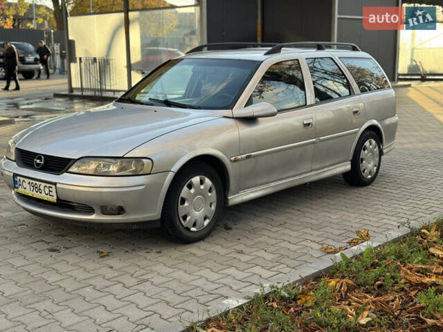 Сірий Опель Вектра, об'ємом двигуна 1.8 л та пробігом 300 тис. км за 1600 $, фото 6 на Automoto.ua