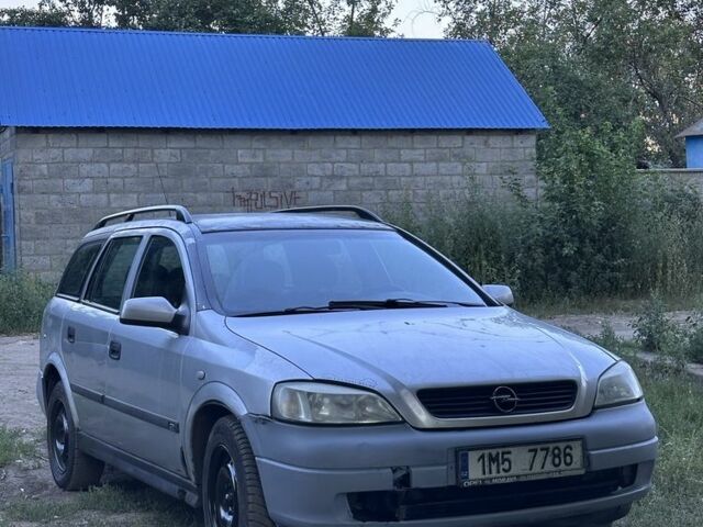 Сірий Опель Вектра, об'ємом двигуна 2 л та пробігом 777 тис. км за 952 $, фото 2 на Automoto.ua