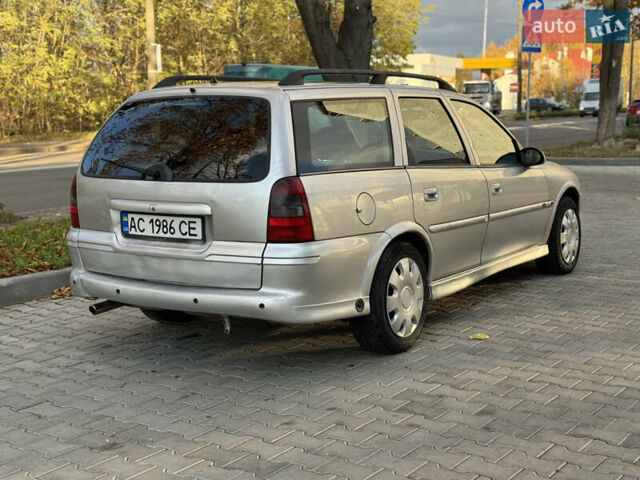 Сірий Опель Вектра, об'ємом двигуна 1.8 л та пробігом 300 тис. км за 1600 $, фото 2 на Automoto.ua