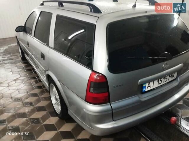 Сірий Опель Вектра, об'ємом двигуна 2 л та пробігом 295 тис. км за 2650 $, фото 9 на Automoto.ua