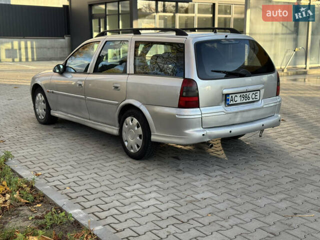 Сірий Опель Вектра, об'ємом двигуна 1.8 л та пробігом 300 тис. км за 1600 $, фото 7 на Automoto.ua