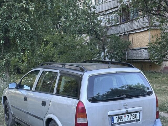 Сірий Опель Вектра, об'ємом двигуна 2 л та пробігом 777 тис. км за 952 $, фото 5 на Automoto.ua